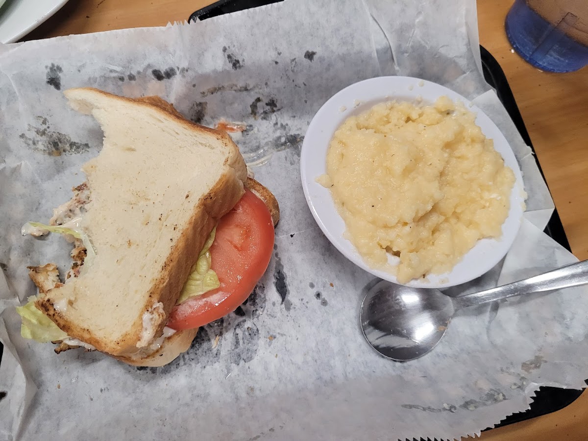 Fathoms Restaurant-5